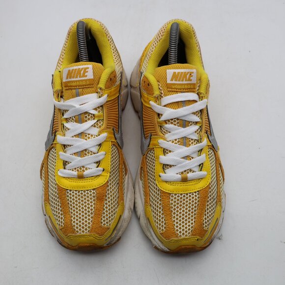 Nike Zoom Vomero 5 Men's Sz 7.5 Yellow Ochre Casual Athletic Sneakers FJ4453-765 - Picture 2 of 11